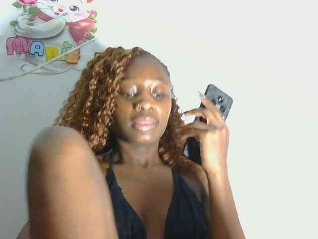 Melaninqueen19 webcam