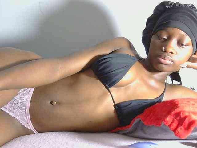 Melaninqueen19 webcam