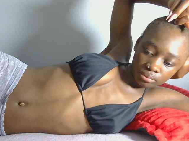 Melaninqueen19 webcam