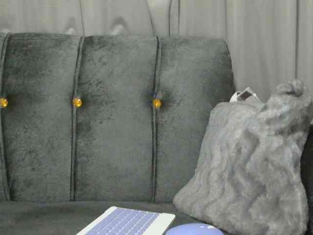 Melaninqueen19 webcam