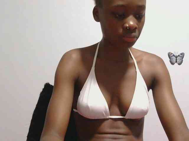 Melaninqueen19 webcam