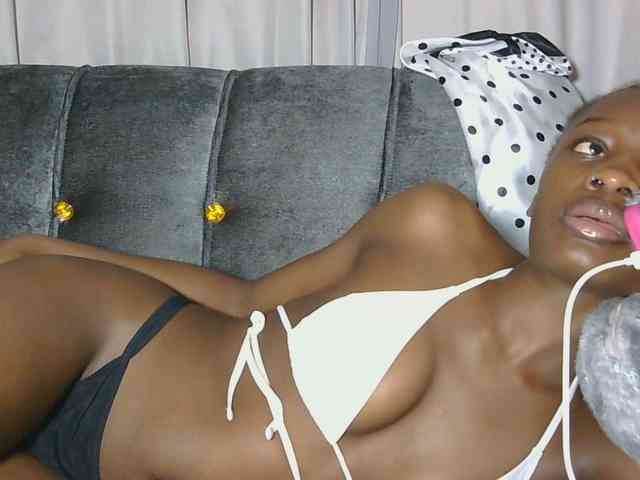 Melaninqueen19 webcam