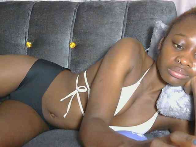 Melaninqueen19 webcam