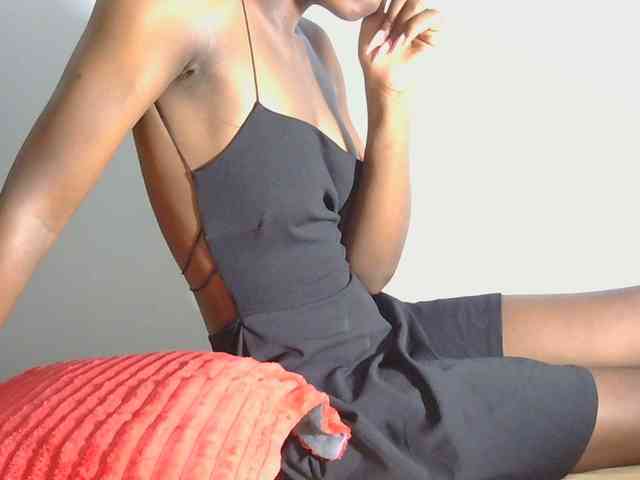 Melaninqueen19 webcam