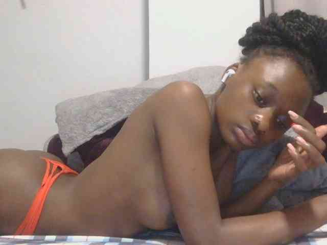 Melaninqueen19 webcam