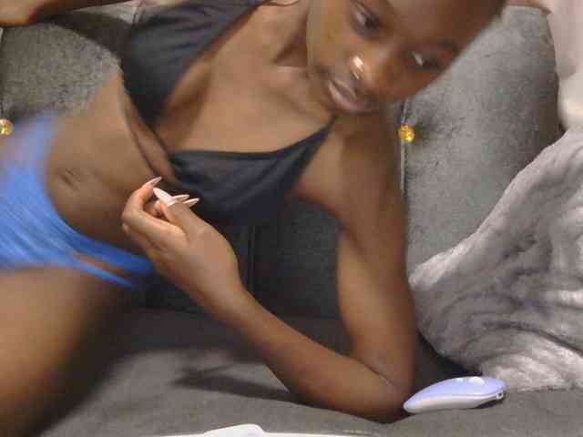 Melaninqueen19 webcam