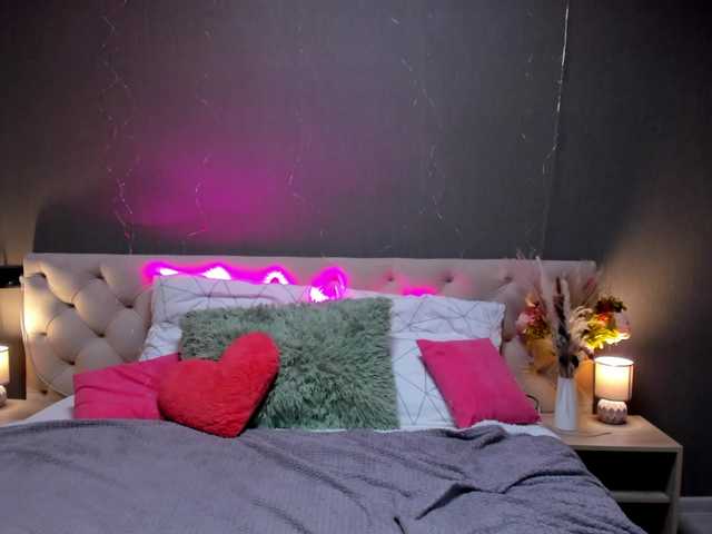 Malika-Scott's BongaCams show and profile