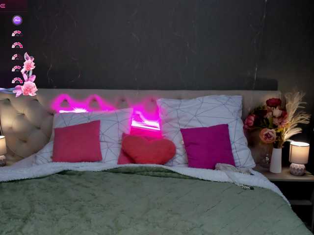 Malika-Scott's BongaCams show and profile