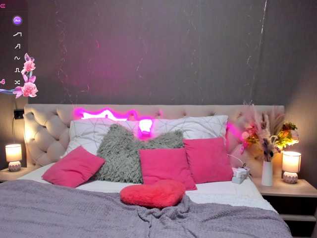 Malika-Scott's BongaCams show and profile