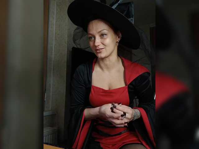 Dorisrus's BongaCams show and profile