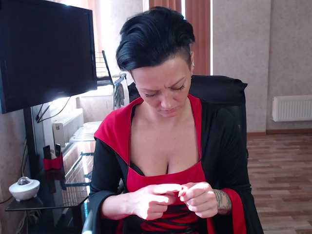 Dorisrus's BongaCams show and profile