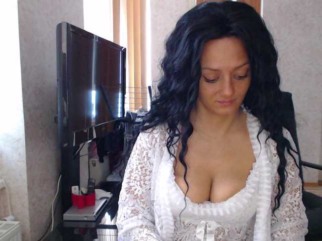 Dorisrus's BongaCams show and profile