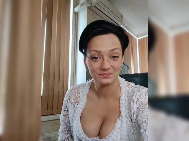 Dorisrus – webcam model profile photo