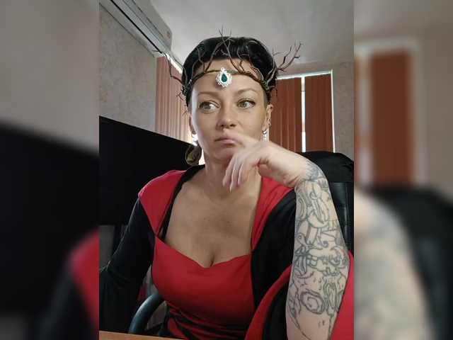 Dorisrus's BongaCams show and profile