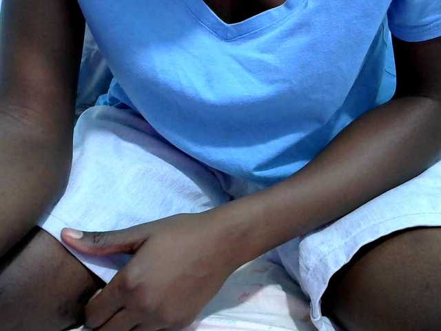 hey-its-nova's BongaCams show and profile