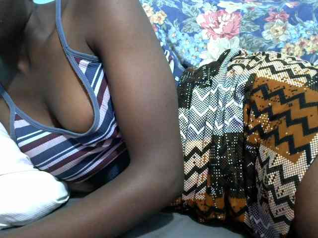 hey-its-nova Live Webcam on BongaCams