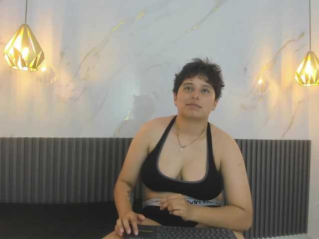 Ailin-Maite live cam