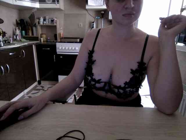 PleasantFantasy webcam