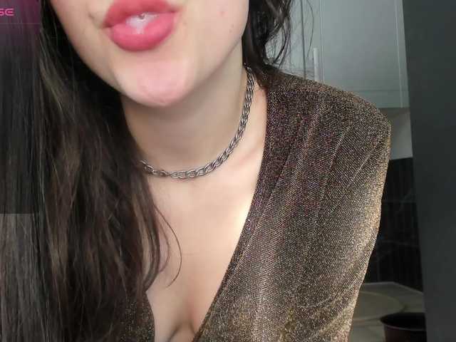 Nastyundi's BongaCams show and profile