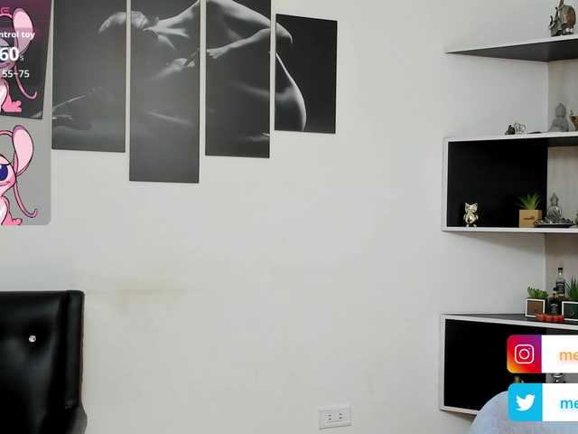 selena-f's BongaCams show and profile