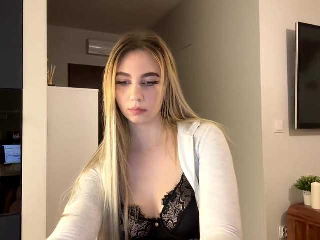 LilyHot