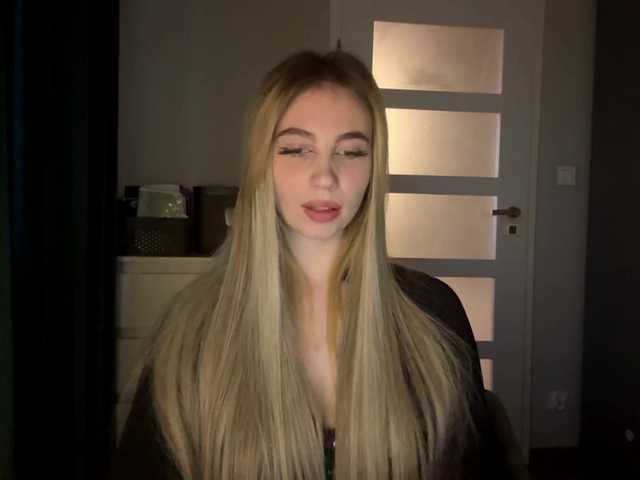 LilyHot
