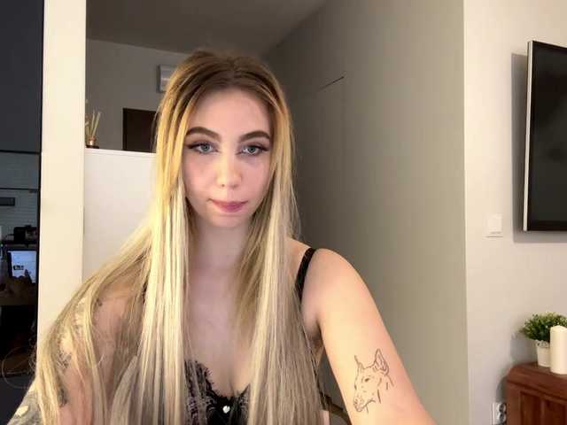 LilyHot