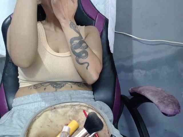 ladynemesis00 ladynemesis00