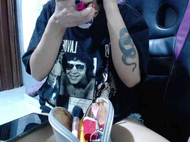 ladynemesis00 ladynemesis00