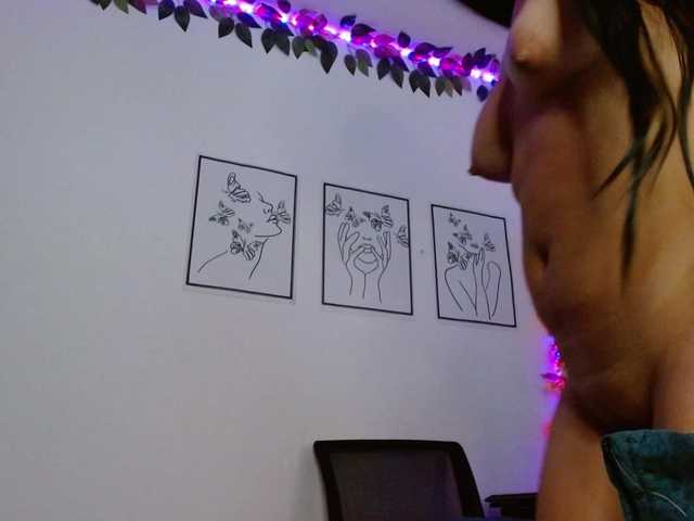 Antonella-Maiky's BongaCams show and profile