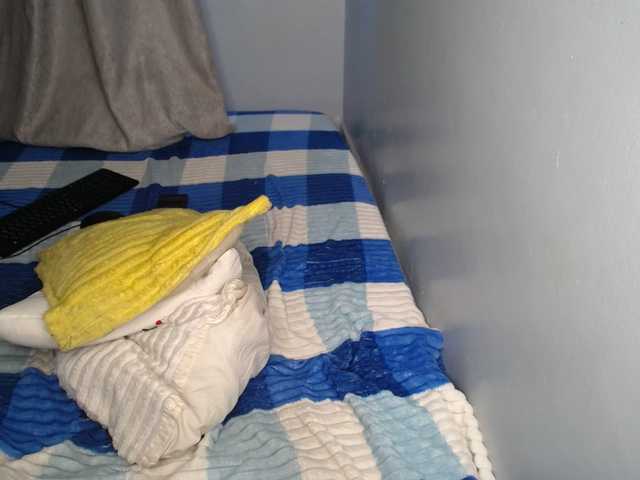 AssBosset's BongaCams show and profile