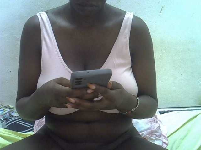 Sexxyboobs2's BongaCams show and profile