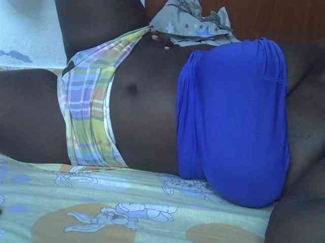 Sexxyboobs2 Live Webcam on BongaCams