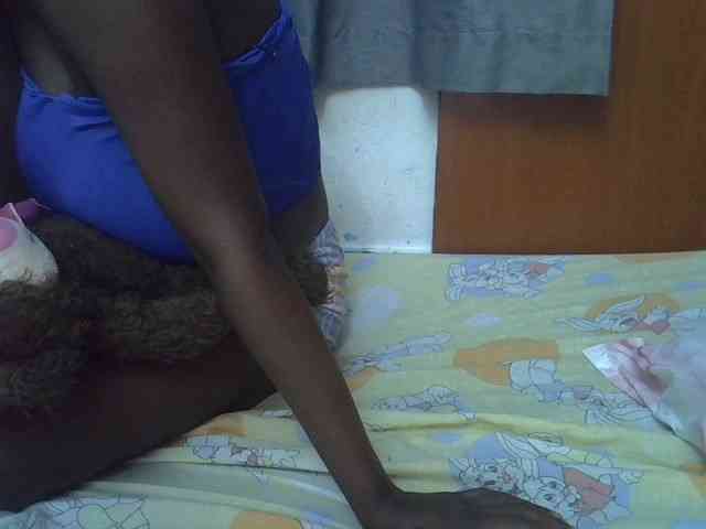 Sexxyboobs2 Live Webcam on BongaCams