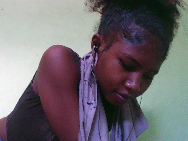 Sylvia6's BongaCams show and profile