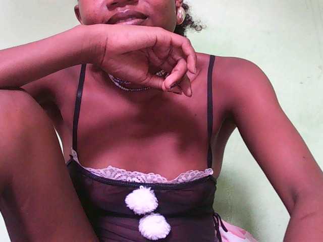 Sylvia6's BongaCams show and profile