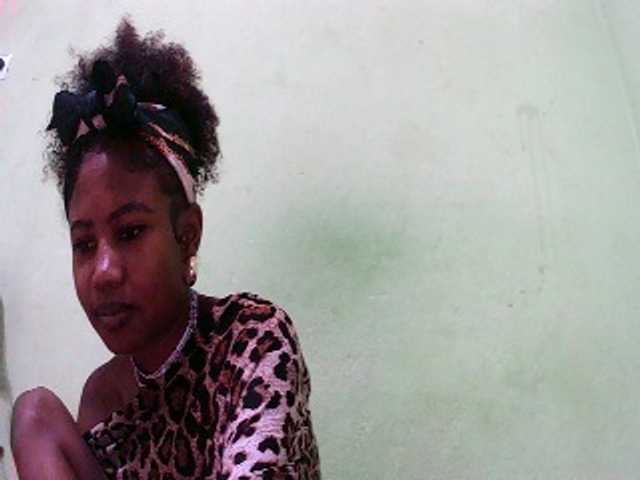 Sylvia6's BongaCams show and profile