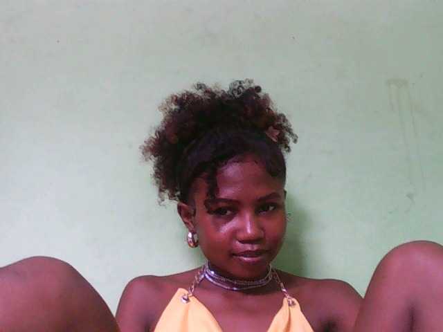 Sylvia6's BongaCams show and profile