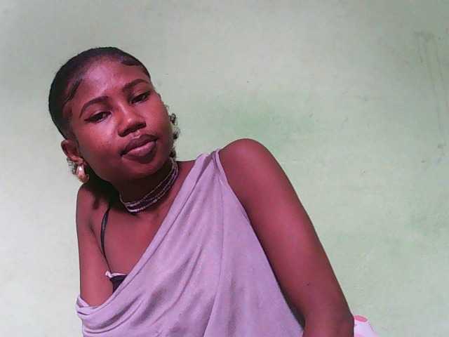 Sylvia6's BongaCams show and profile