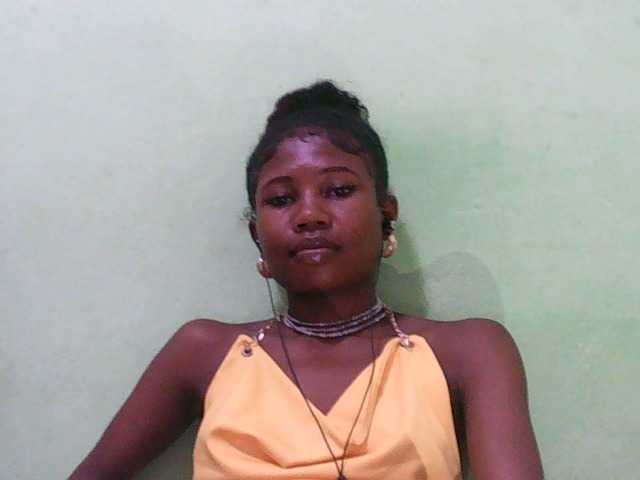 Sylvia6 webcam bongacams model stream image