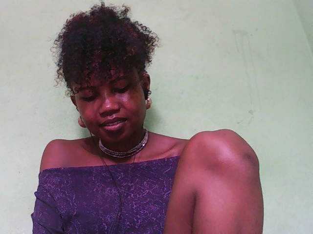 Sylvia6's BongaCams show and profile