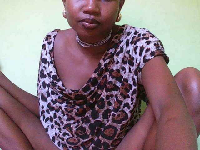 Sylvia6's BongaCams show and profile