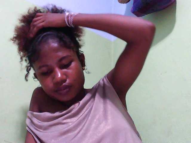 Sylvia6's BongaCams show and profile