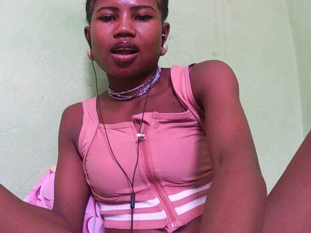 Sylvia6's BongaCams show and profile