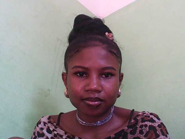 Sylvia6's BongaCams show and profile