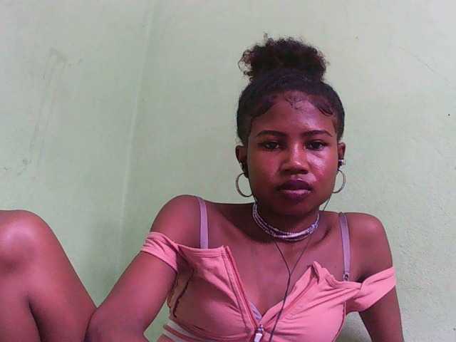 Sylvia6's BongaCams show and profile