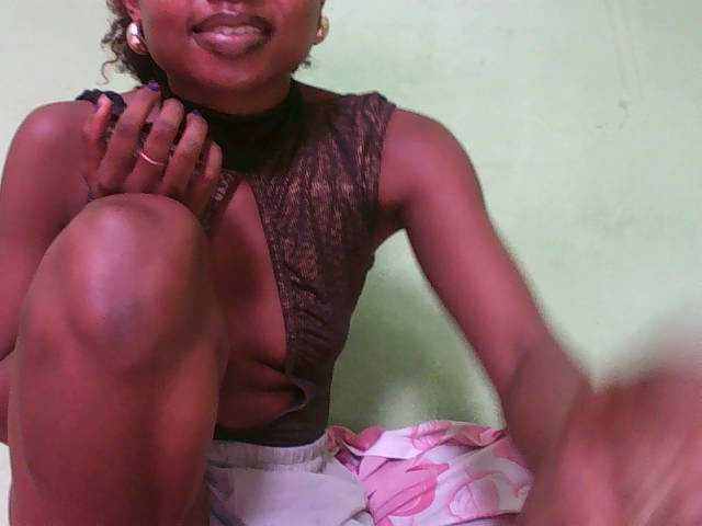 Sylvia6's BongaCams show and profile