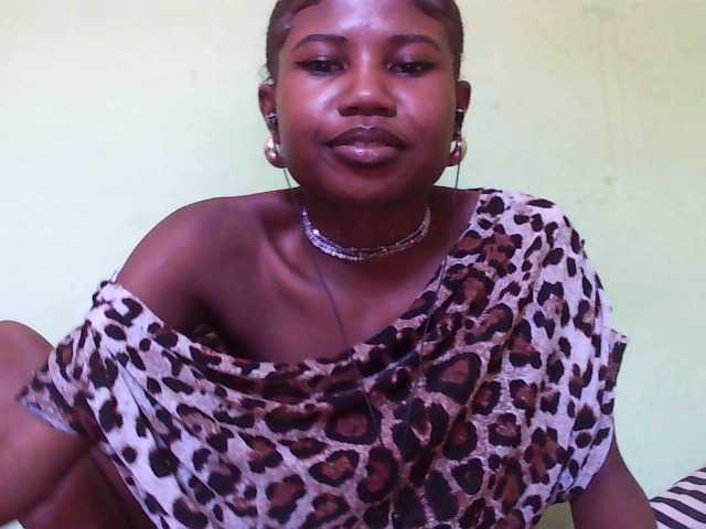 Sylvia6's BongaCams show and profile