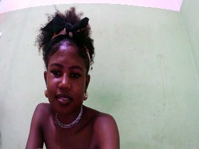 Sylvia6's BongaCams show and profile