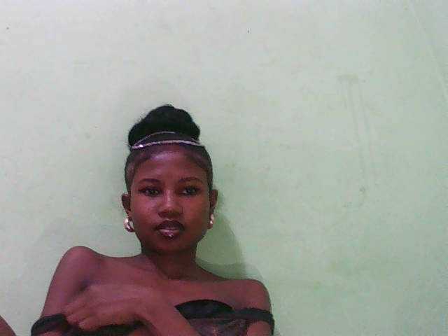 Sylvia6's BongaCams show and profile